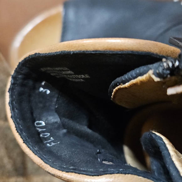 Miz Mooz Floyd Leather Buckle Demi-Wedge Sandals Shoes Peep Toe Black Brown - Picture 5 of 6